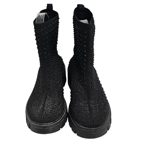 MUDD Women's Black Lug w/Black Studs Chunky Knit Sock Boots Bootie Size 9 - Picture 2 of 7